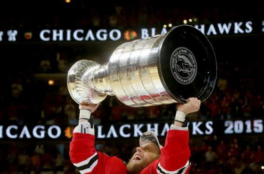 Report: Former 20+ goal scorer and two time Stanley Cup champion bolts for KHL