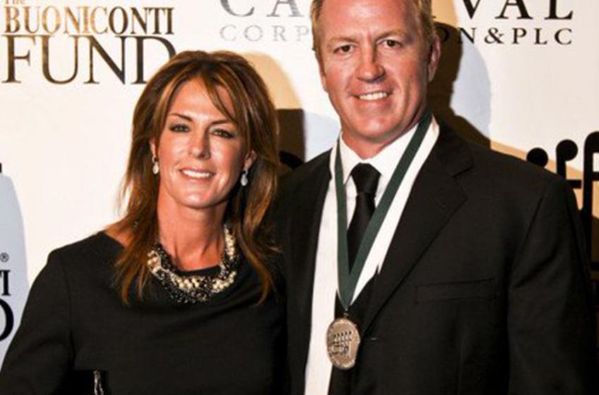 Report: Wife of Hall of Famer Leetch accused of attacking gay bartender