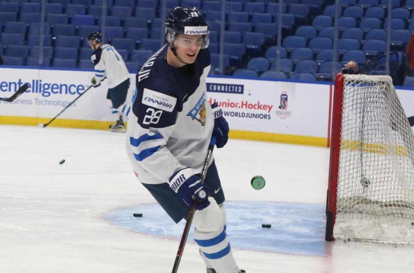Breaking: Finnish junior star signs NHL contract