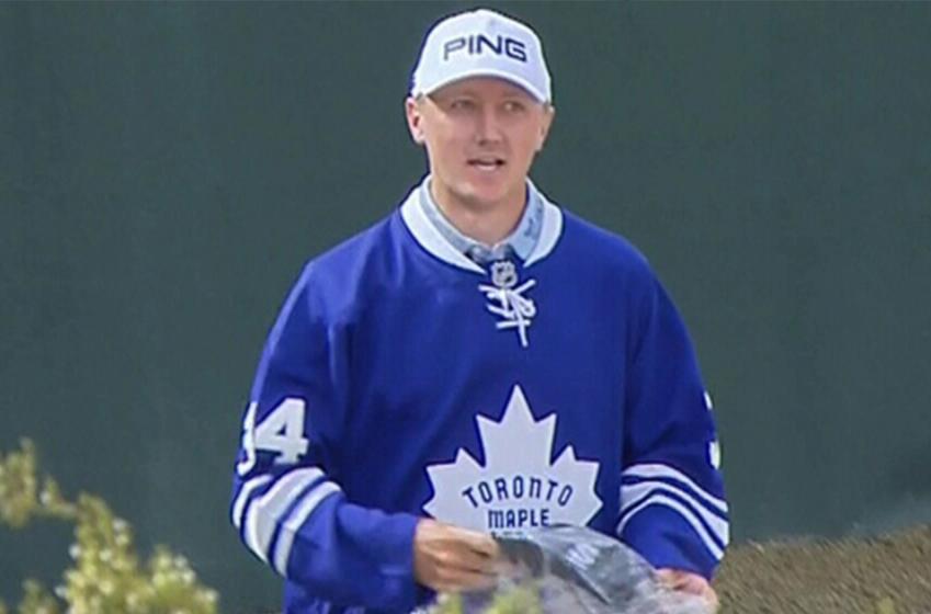 PGA star Hughes chips in for birdie wearing Leafs jersey, predicts team's captaincy