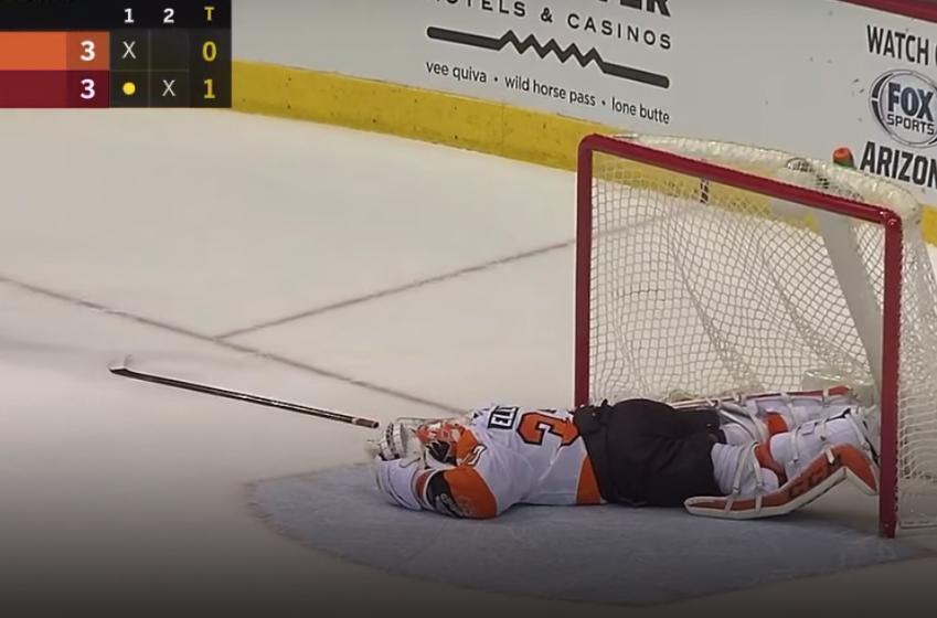 Report: Flyers goalie injured in a shootout, forced out of the game in bizarre play